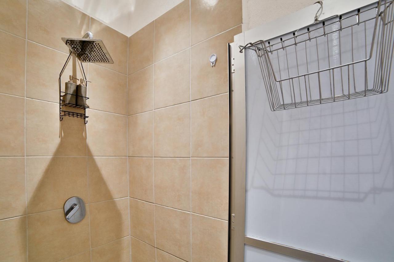Hostal Ten To Ten Puerto Vallarta Eksteriør billede