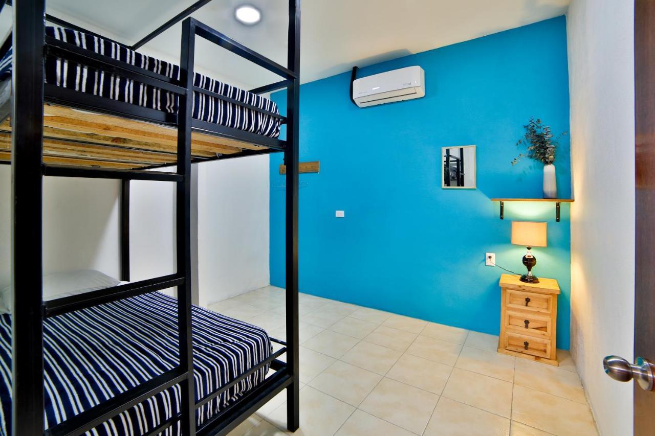 Hostal Ten To Ten Puerto Vallarta Eksteriør billede